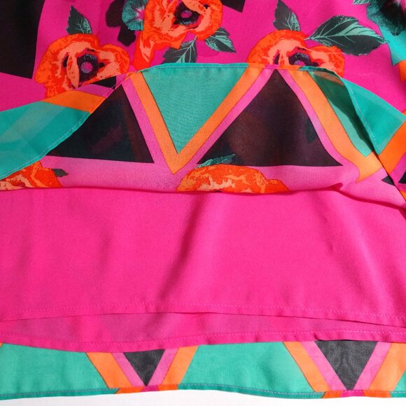 NWT Bisou Bisou Women's Pink Floral Print Crop Lined V-Neck Shirt L Large - Picture 4 of 9